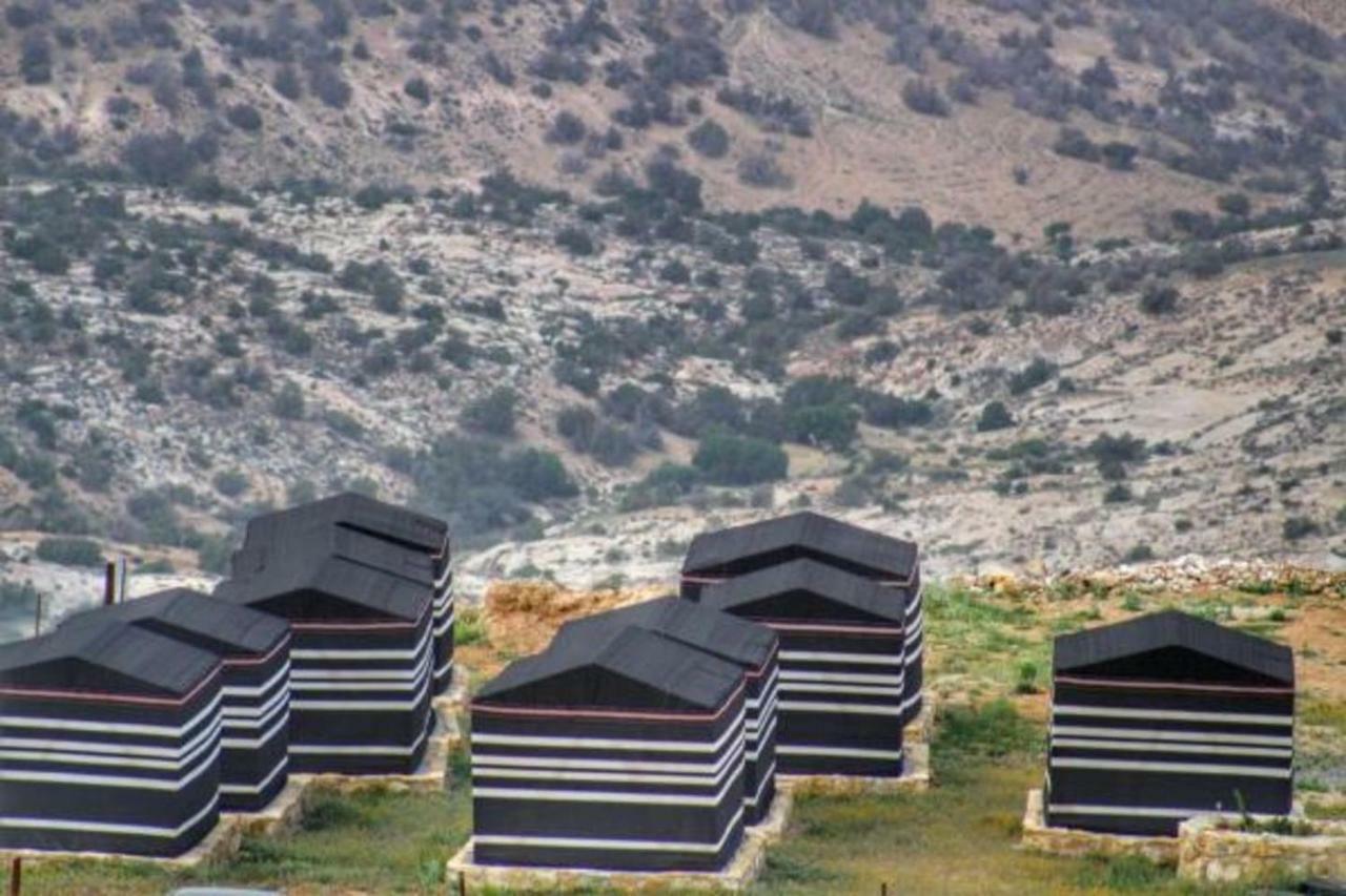 Готель Ein Lahda Camp-Site Дана Екстер'єр фото